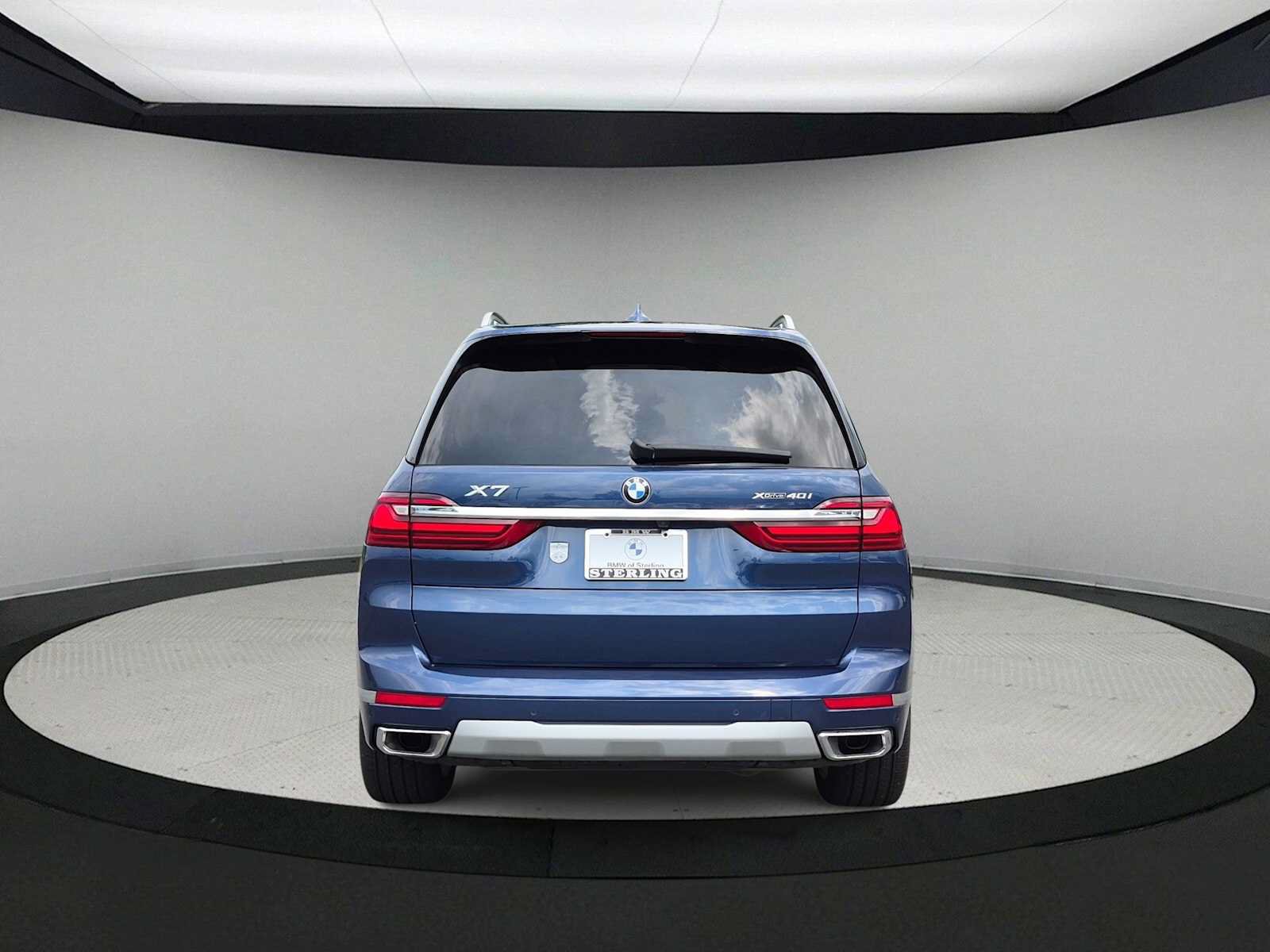 Used 2022 BMW X7 xDrive40i w/ Premium Package AWD/4WD image 7