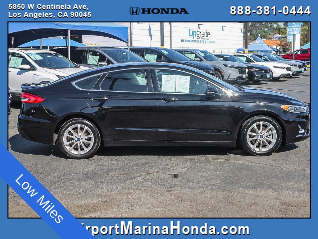 Used 2019 Ford Fusion Energi Titanium image 24