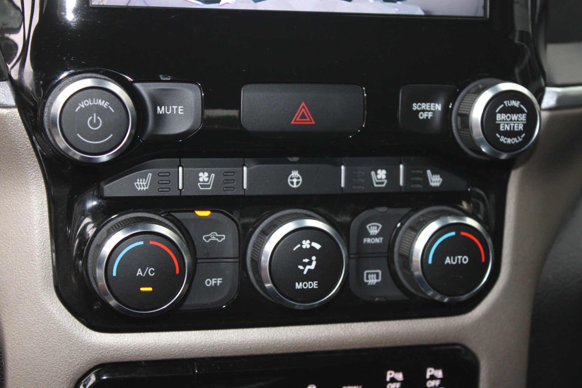 Used 2021 RAM 1500 Laramie image 24