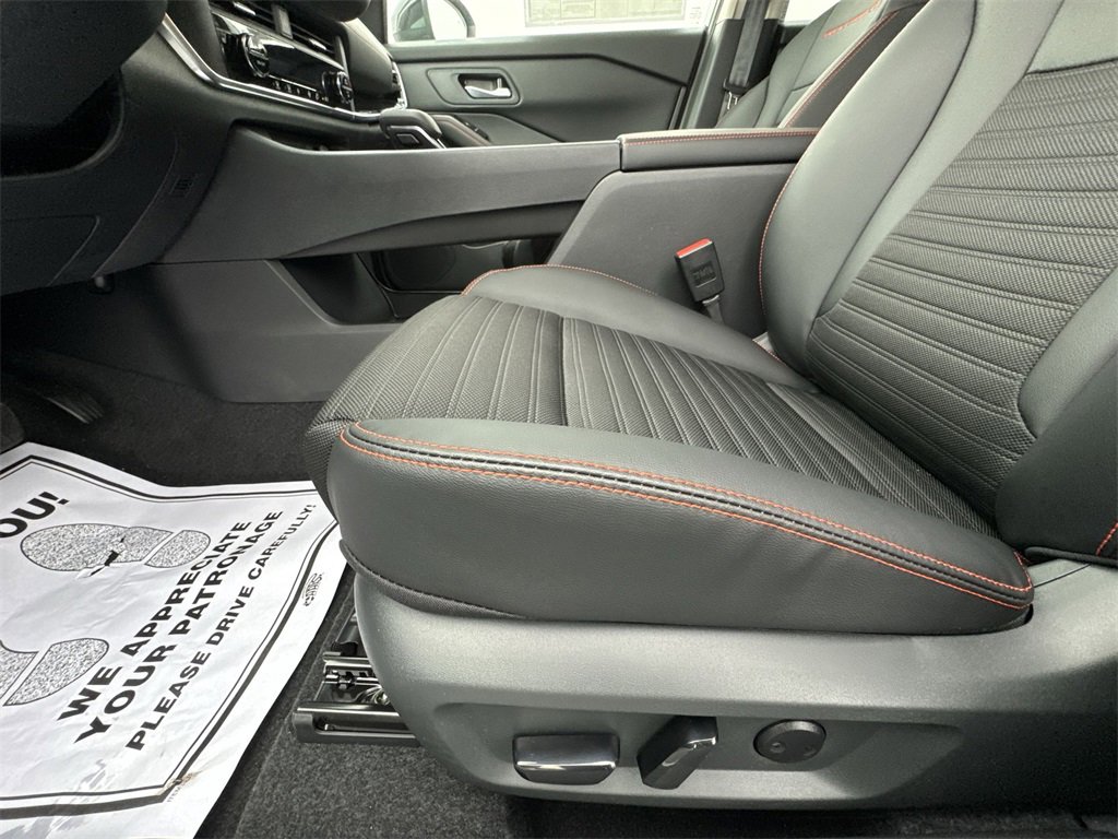 New 2026 Nissan Rogue SV image 12