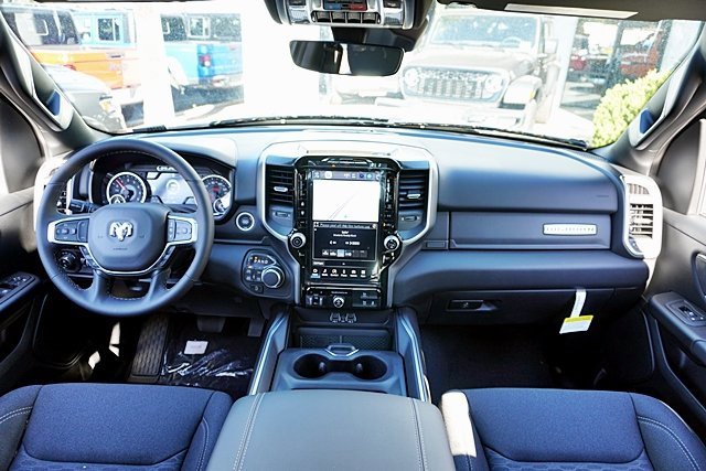 New 2026 RAM 1500 4x4 Crew Cab image 25