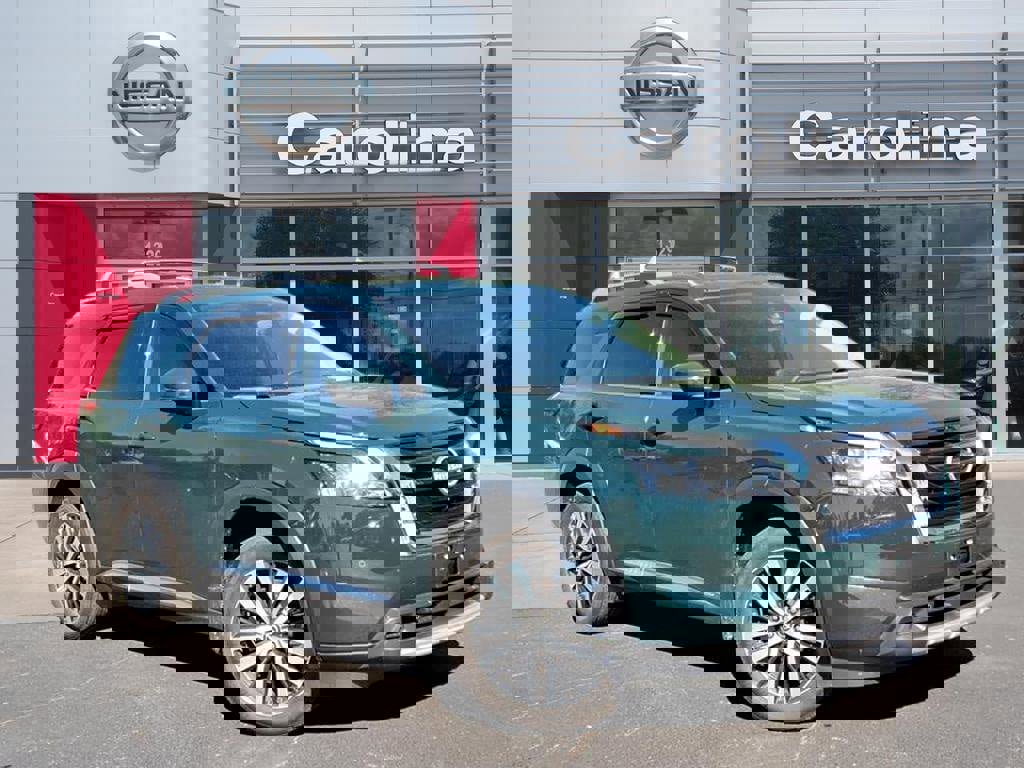 Used 2025 Nissan Pathfinder Platinum w/ Cargo Package