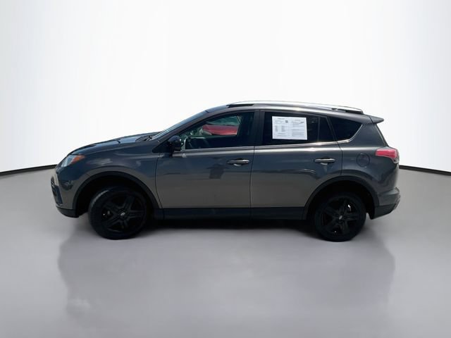 Used 2016 Toyota RAV4 LE FWD image 5