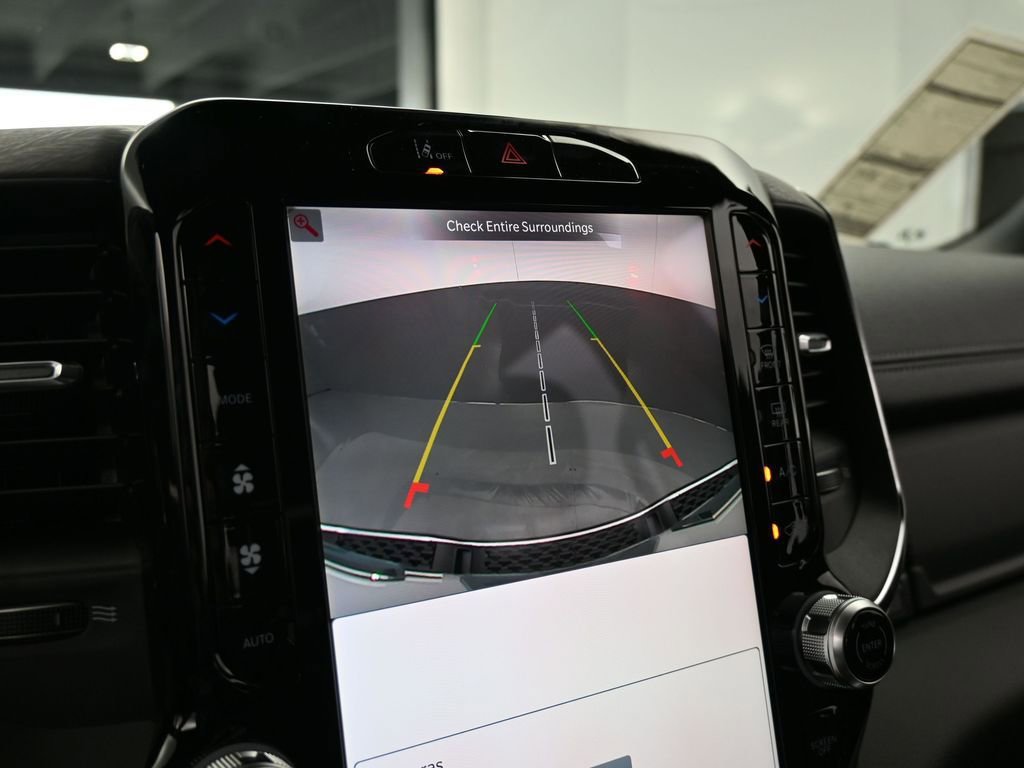 Used 2025 RAM 1500 Laramie image 15