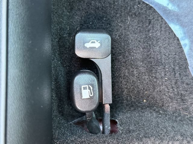 Used 2022 Hyundai Elantra SEL FWD image 13