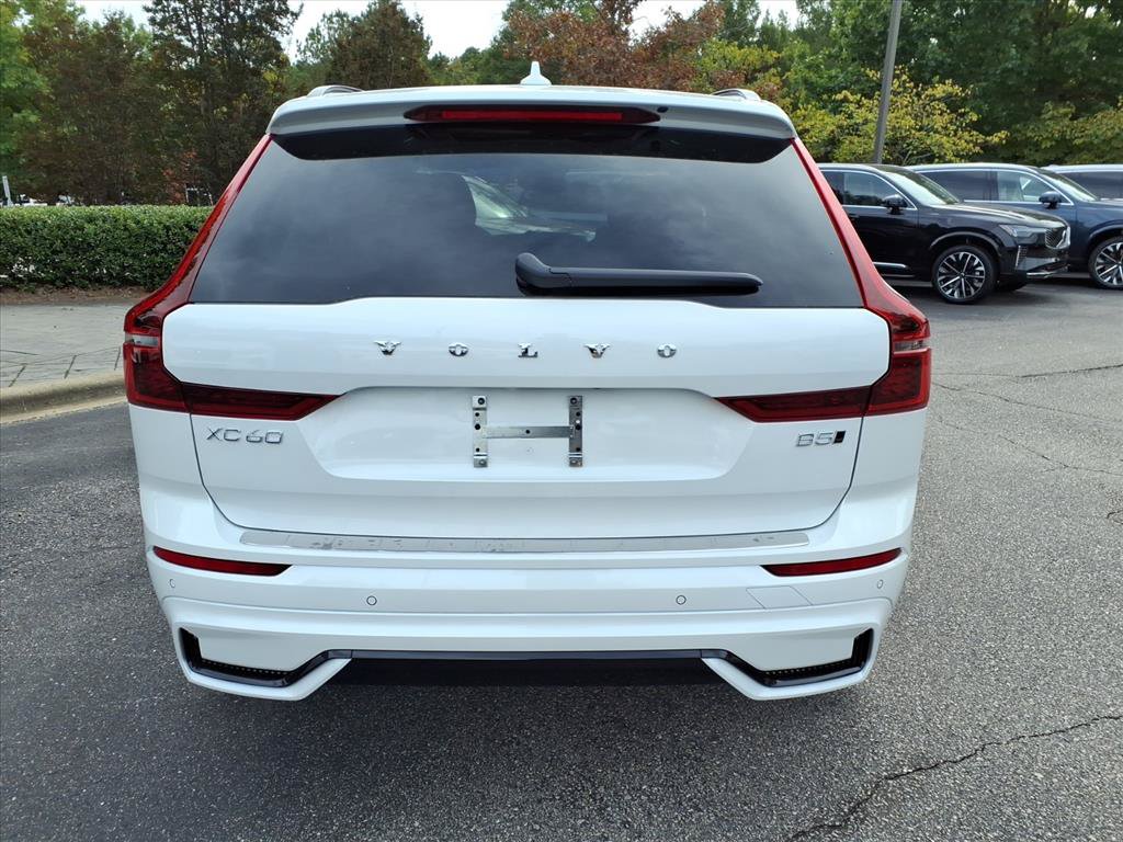 New 2026 Volvo XC60 B5 Plus w/ Protection Package Premier AWD/4WD image 4