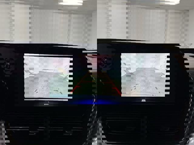 Certified 2025 Chevrolet Trax LT w/ LT Convenience Package image 14