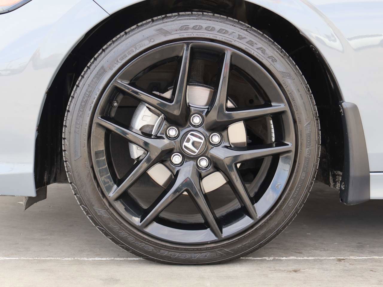 Used 2025 Honda Civic Sport image 6