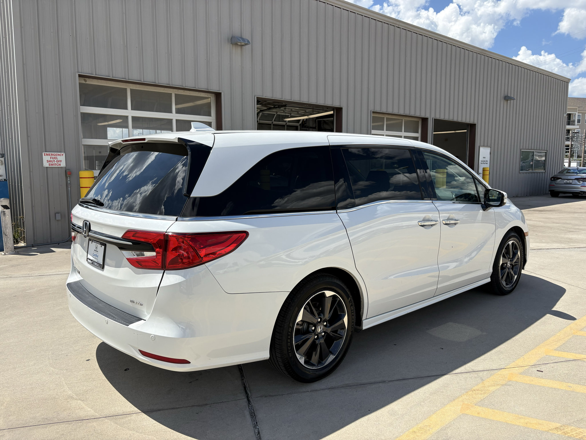 Certified 2022 Honda Odyssey Elite image 8