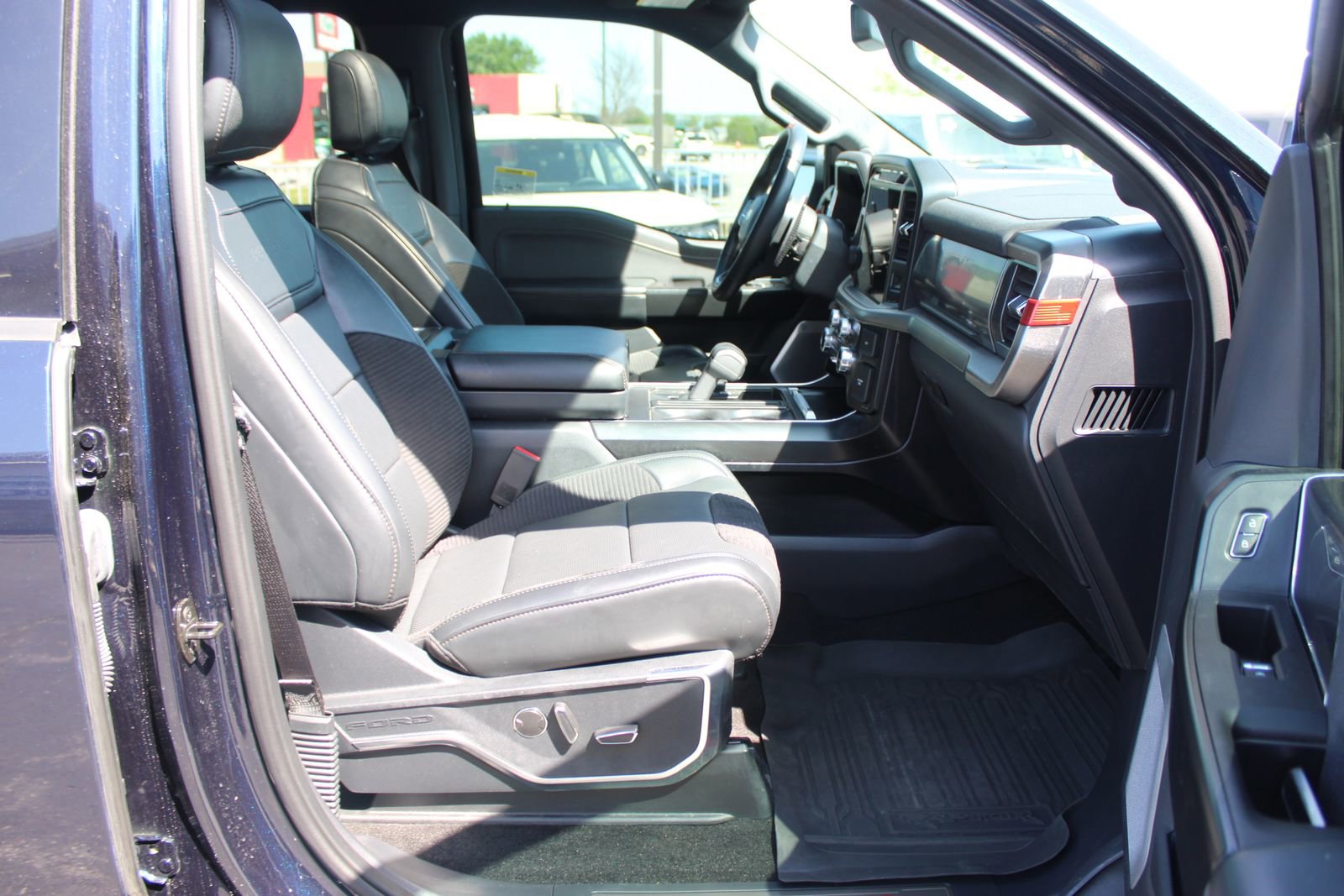 Used 2022 Ford F150 Raptor w/ Equipment Group 801A High AWD/4WD image 14