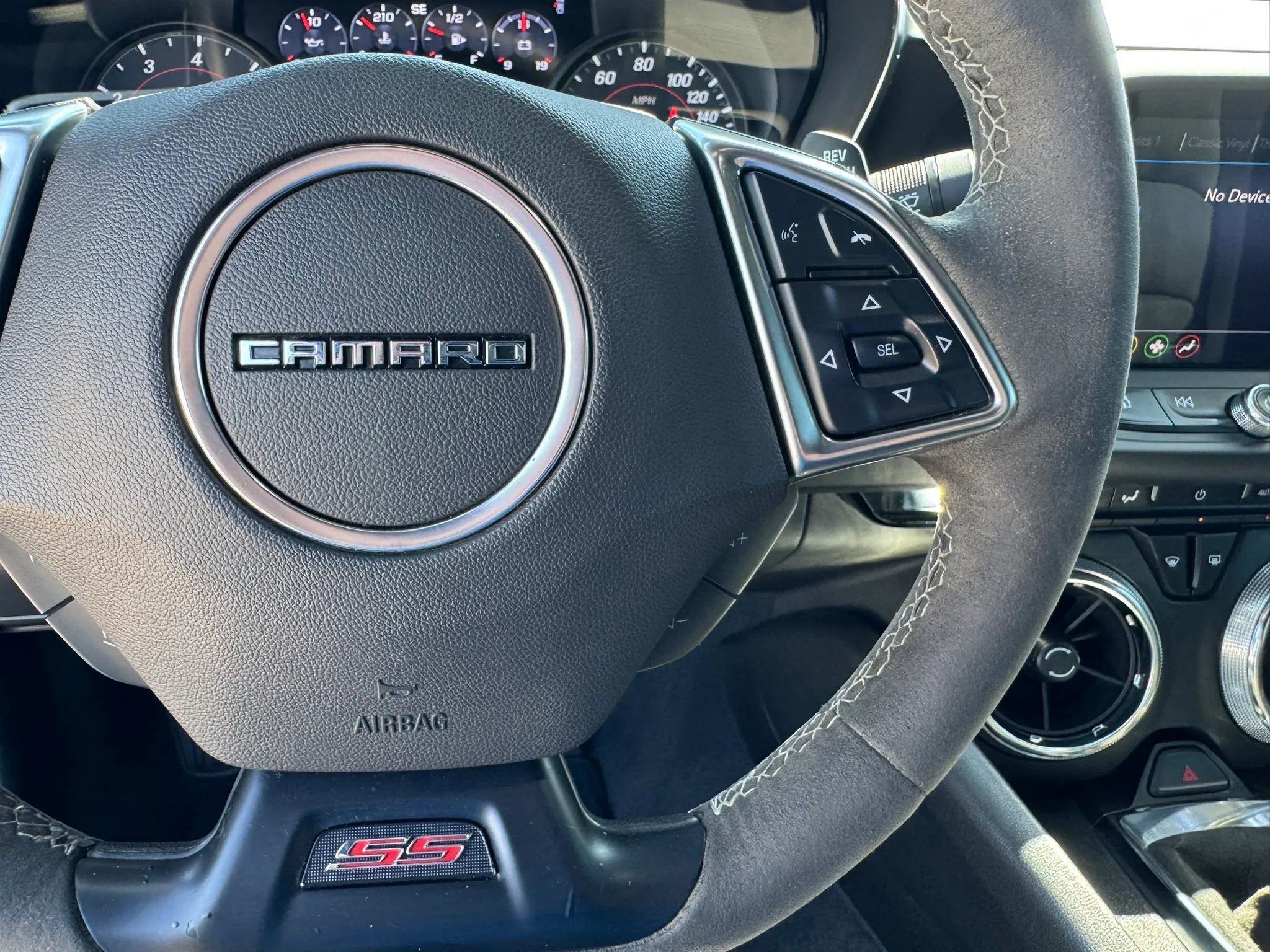 Used 2019 Chevrolet Camaro SS RWD image 29