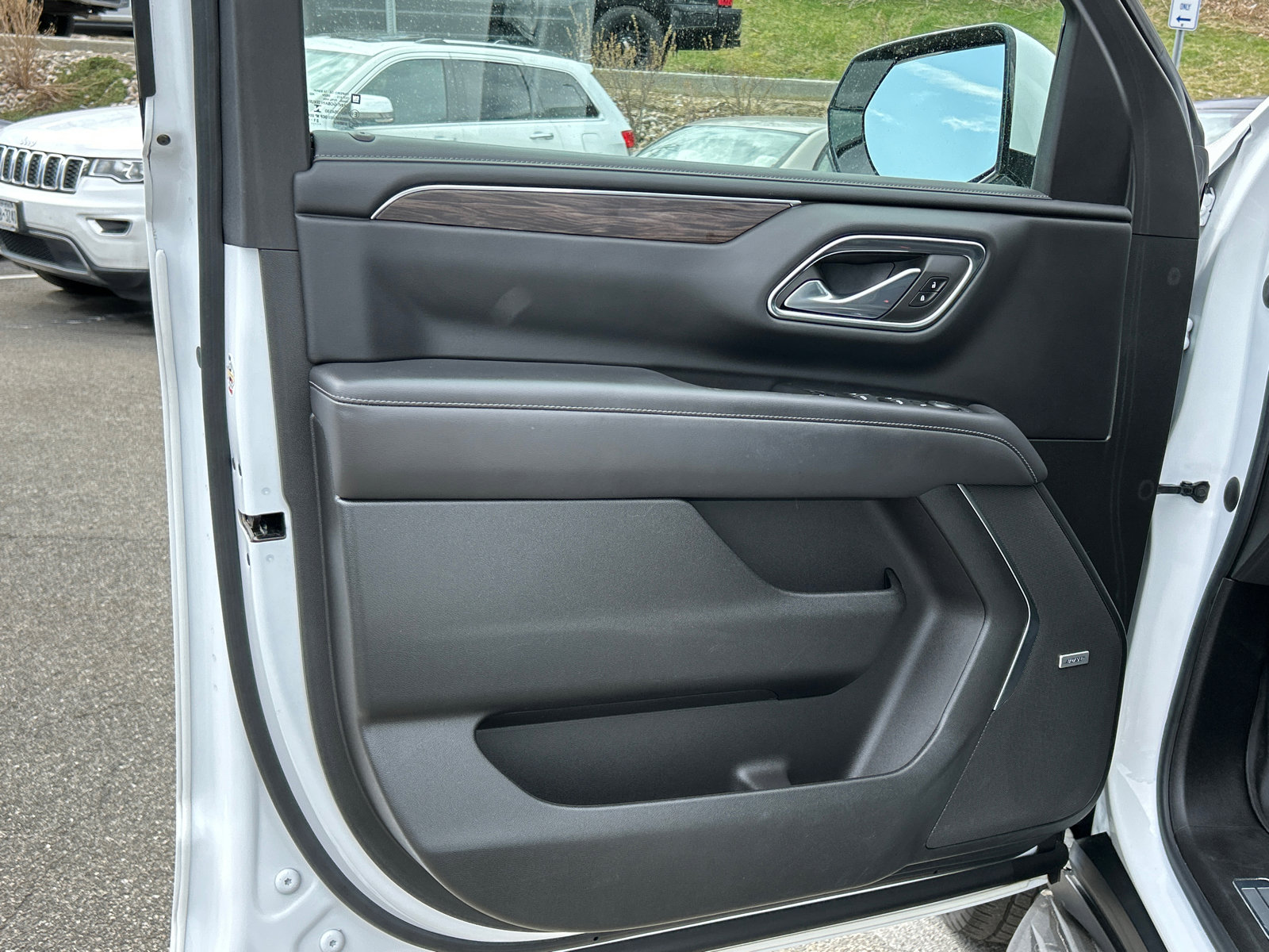 Used 2021 Chevrolet Tahoe LT AWD/4WD image 9