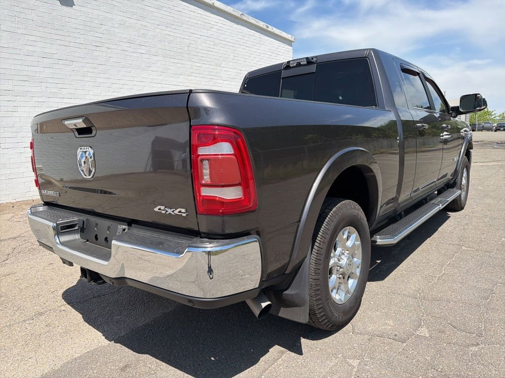 Used 2022 RAM 3500 Laramie AWD/4WD image 2