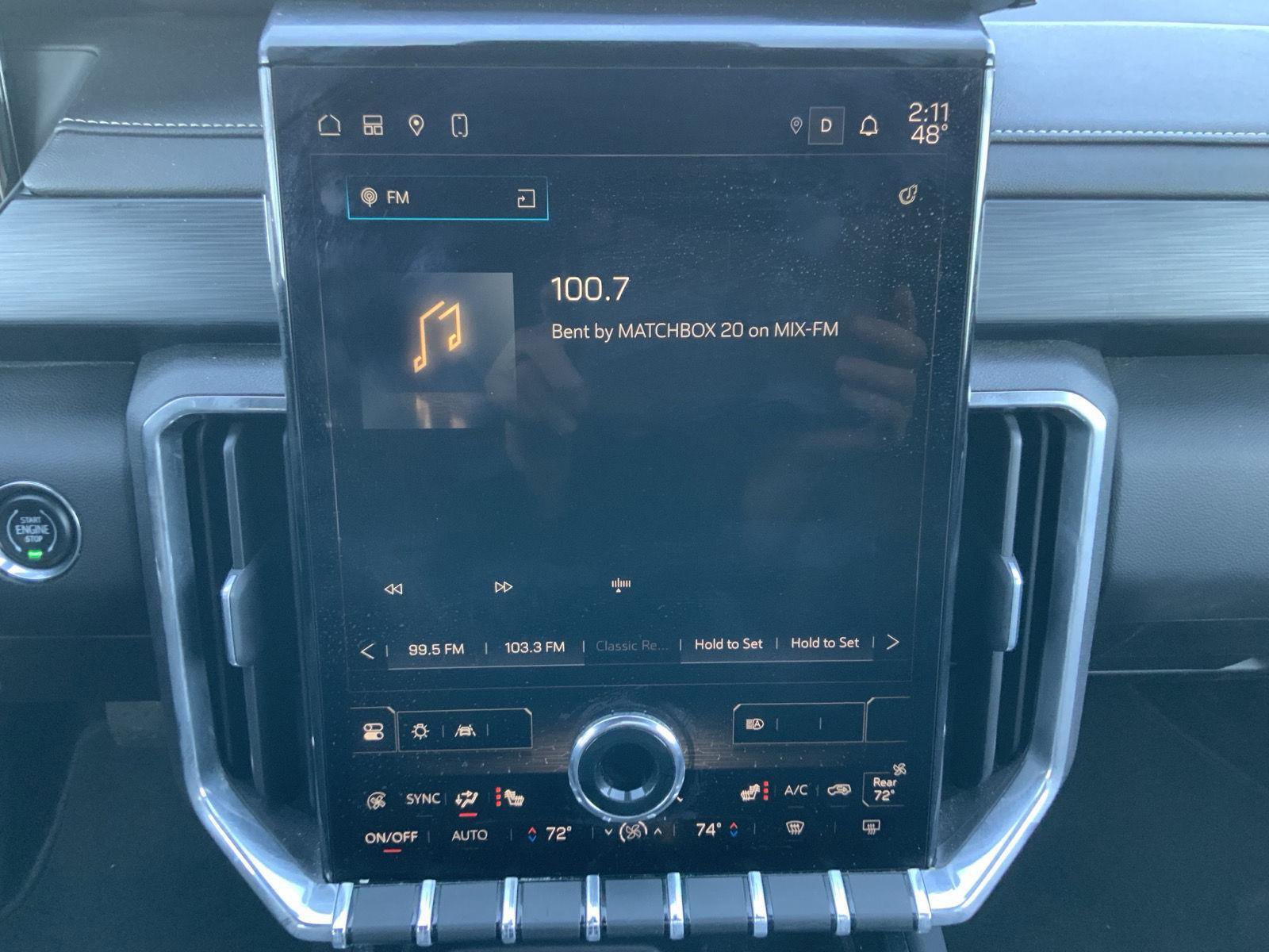 Used 2024 GMC Acadia Elevation image 41