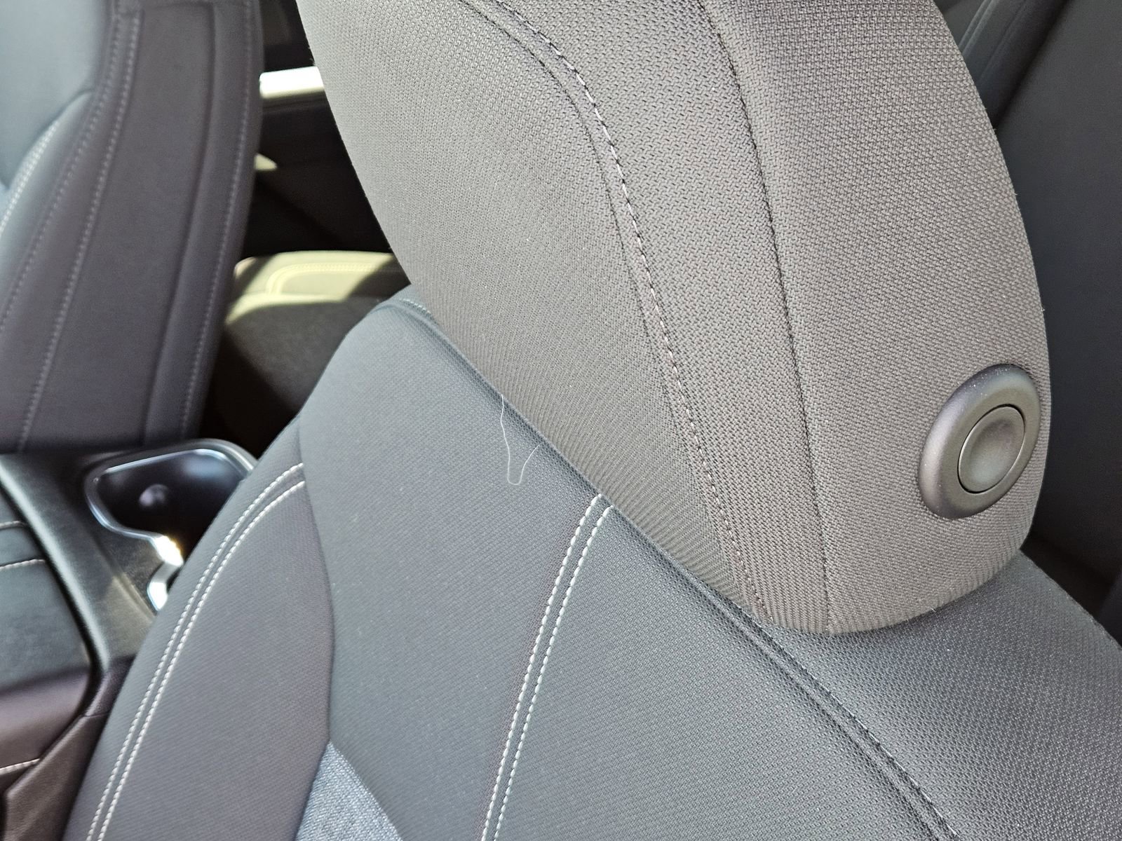 Certified 2025 GMC Acadia Elevation image 33