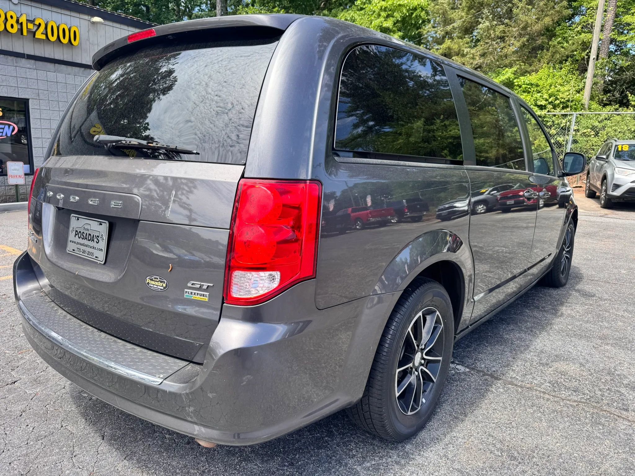 Used 2018 Dodge Grand Caravan GT FWD image 7