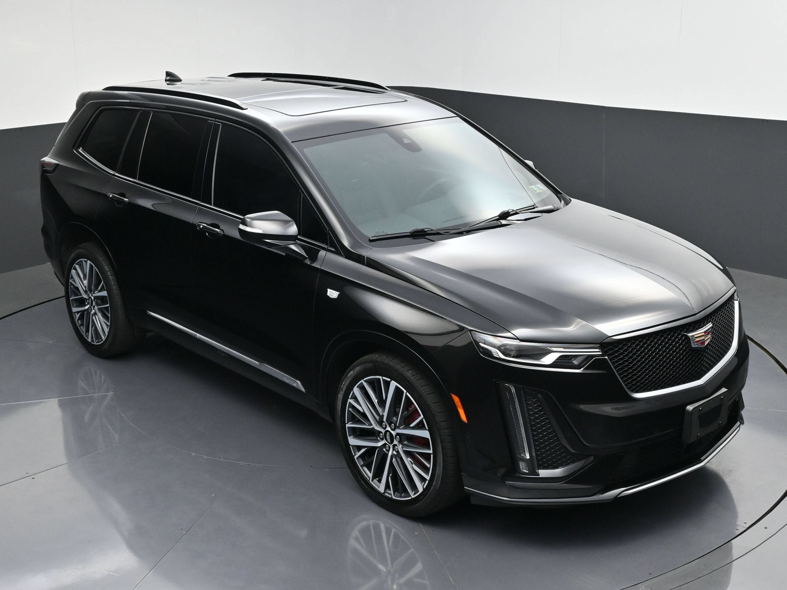 Used 2024 Cadillac XT6 Sport w/ Technology Package AWD/4WD image 54