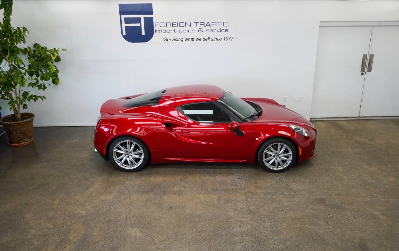 Used 2016 Alfa Romeo 4C Coupe w/ Convenience Group - Coupe RWD image 16