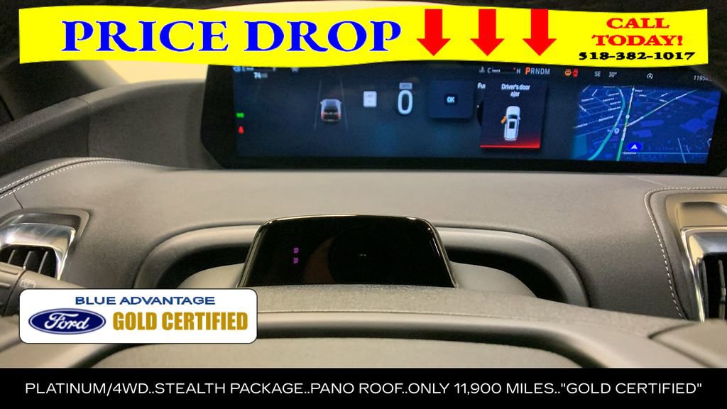 Certified 2025 Ford Expedition Platinum w/ Stealth Appearance Package image 40