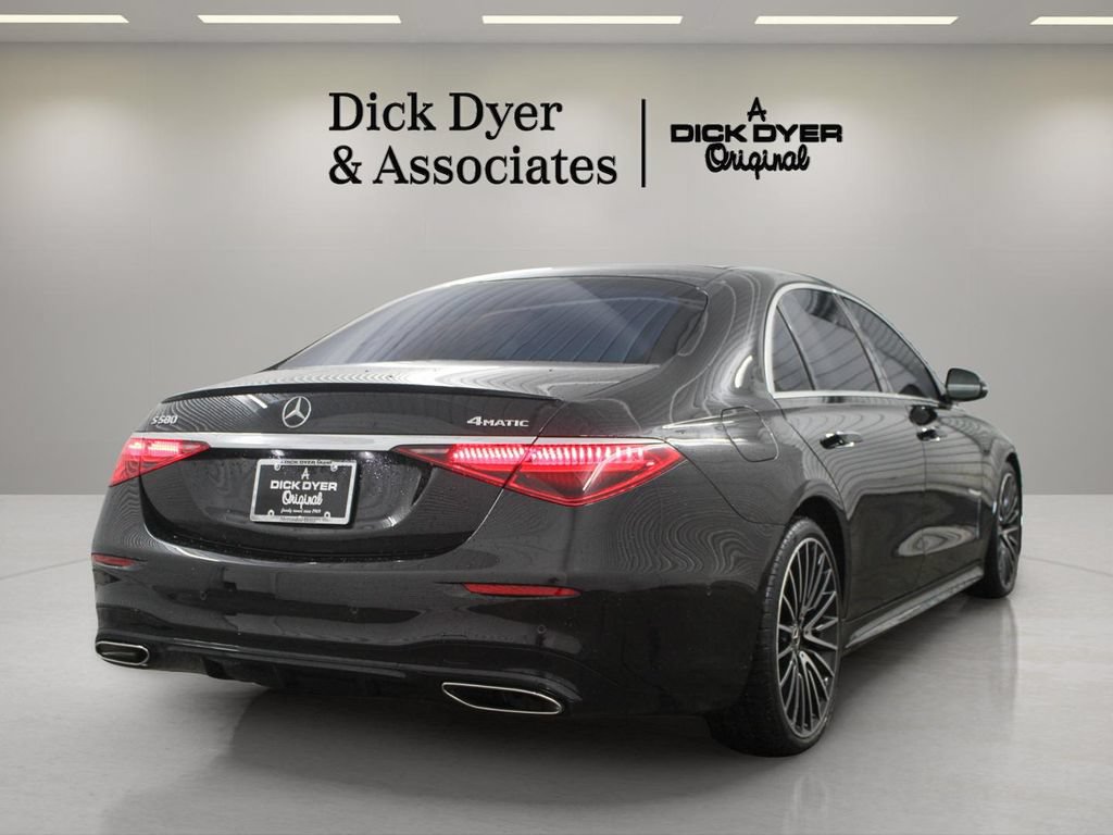 Used 2022 Mercedes-Benz S 580 4MATIC Sedan image 11