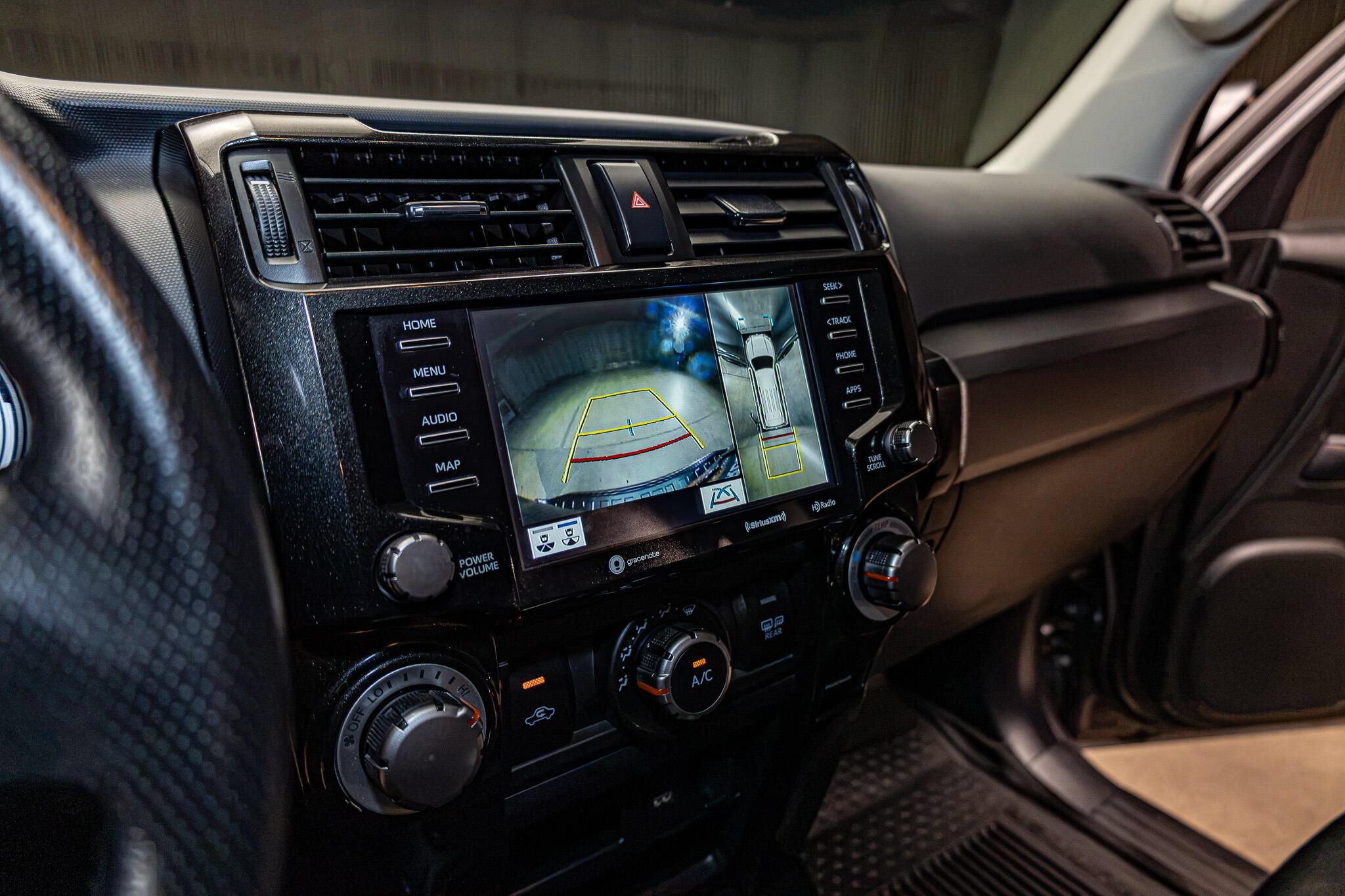 Used 2022 Toyota 4Runner TRD Off-Road Premium AWD/4WD image 18