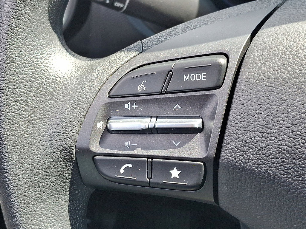 Certified 2023 Hyundai Kona SEL w/ Cargo Package AWD/4WD image 17