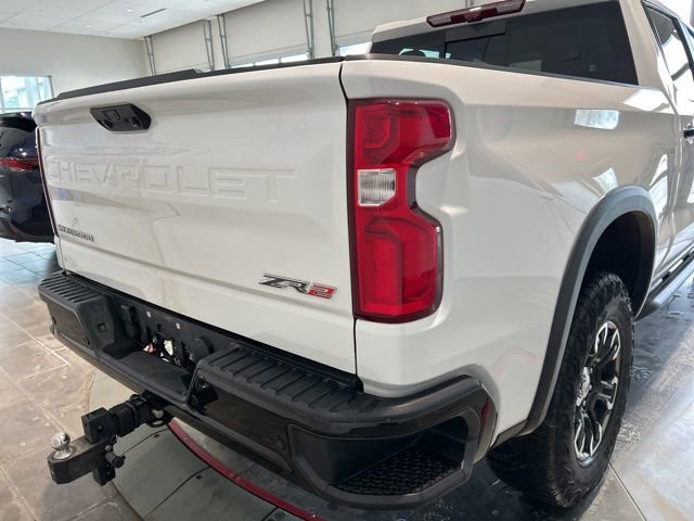 Used 2023 Chevrolet Silverado 1500 ZR2 w/ Technology Package image 7