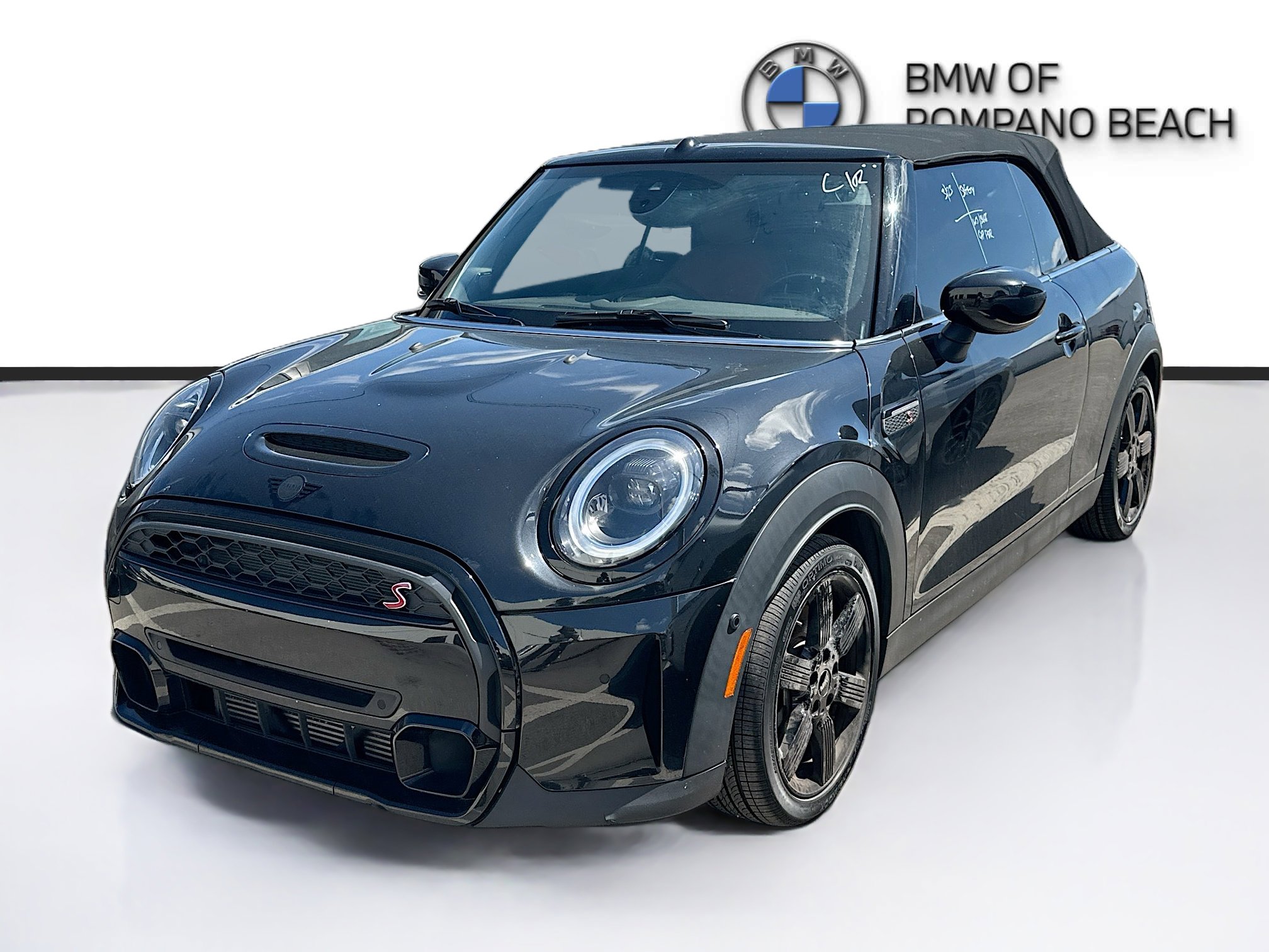 Used 2023 MINI Cooper S image 3