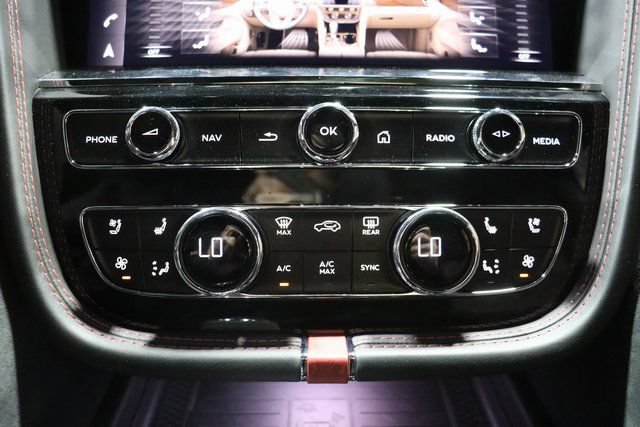 Used 2021 Bentley Bentayga Speed AWD/4WD image 59