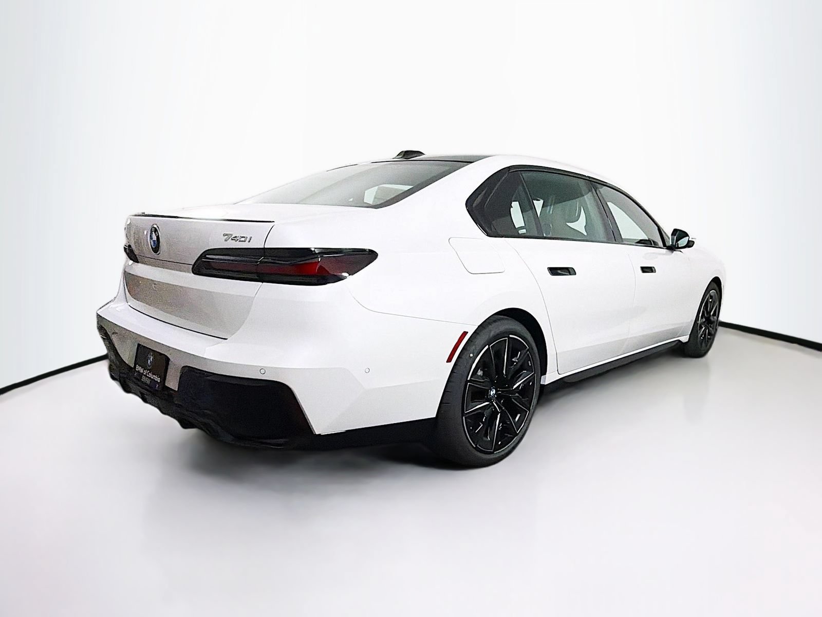 New 2026 BMW 740i xDrive AWD/4WD image 7