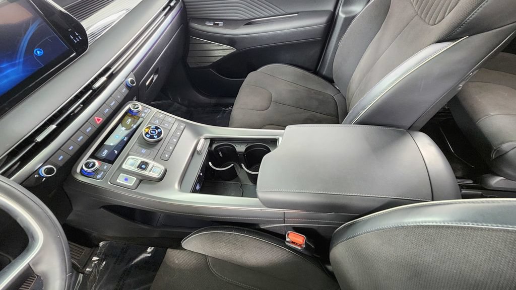 Used 2025 Hyundai Palisade Calligraphy AWD/4WD image 32