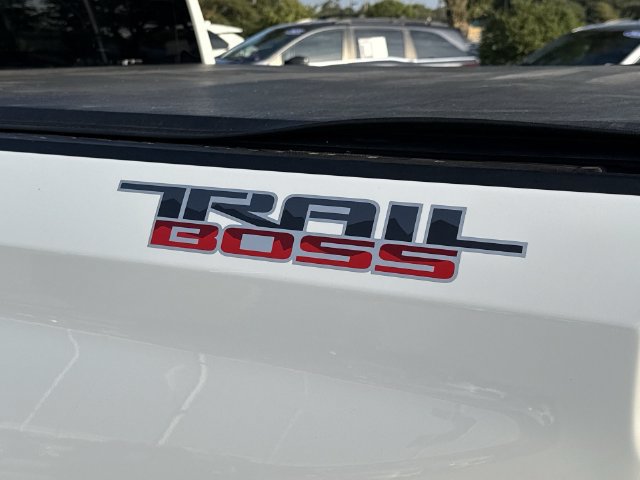 Used 2024 Chevrolet Silverado 1500 Custom Trail Boss w/ LPO, Dark Essentials Package AWD/4WD image 14