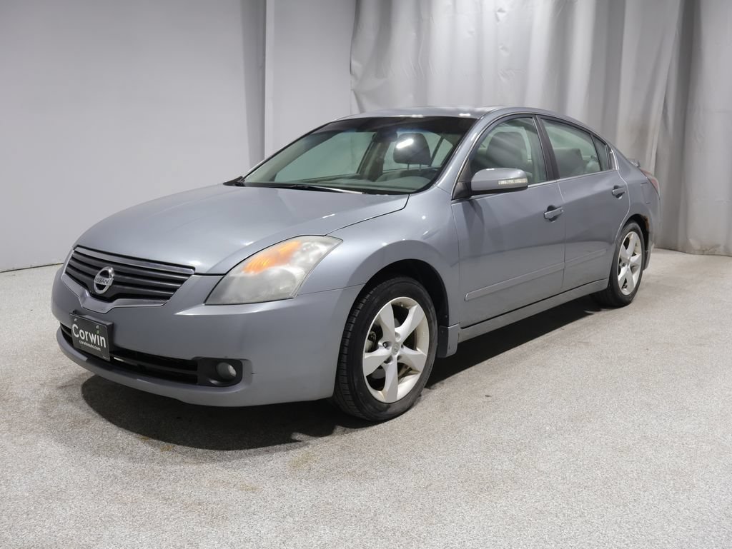 Used 2008 Nissan Altima 3.5 SE w/ Sport Pkg FWD image 18