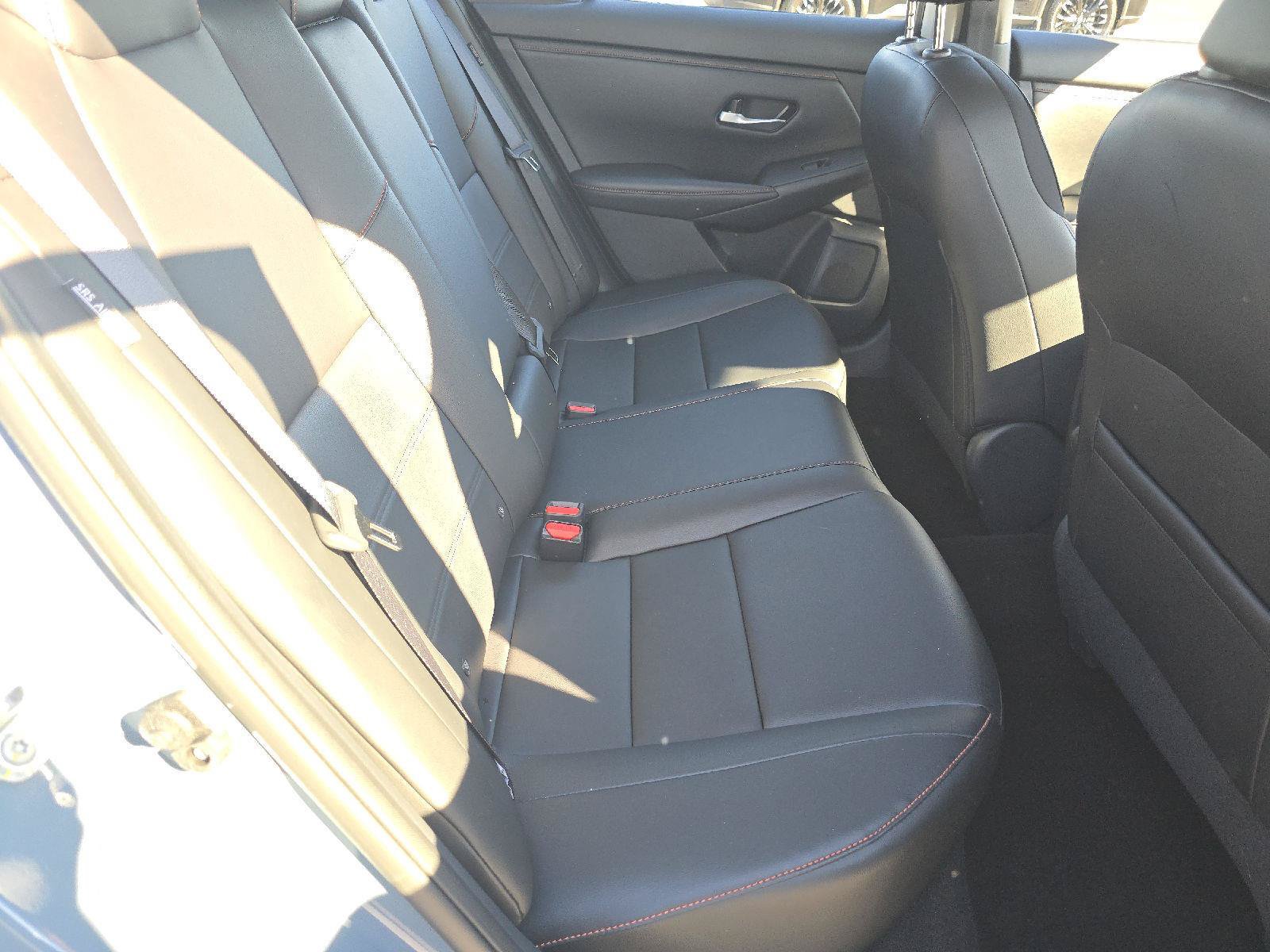 Certified 2025 Nissan Sentra SR w/ SR Premium Package FWD image 18