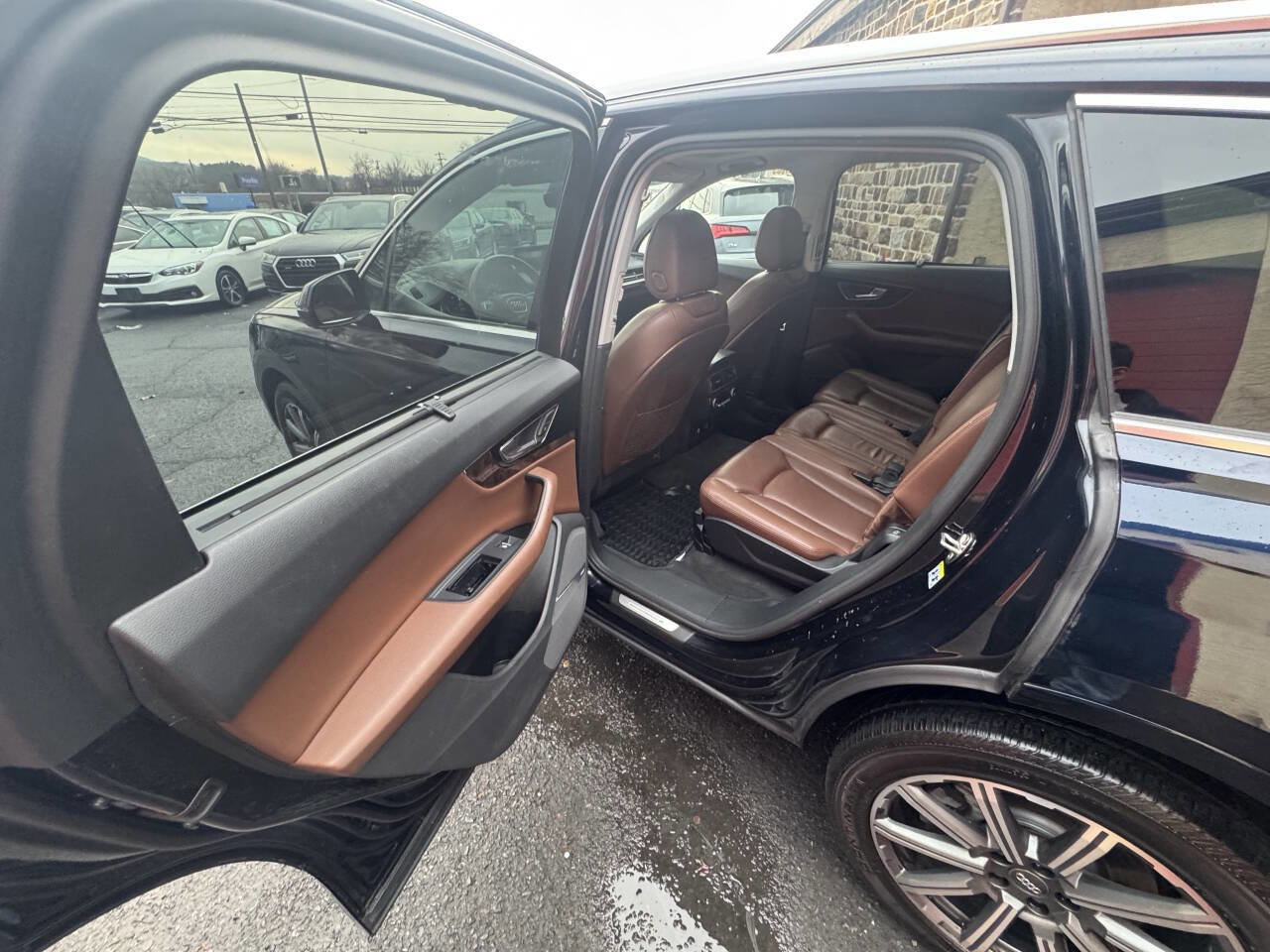 Used 2018 Audi Q7 3.0T Prestige w/ Prestige Package AWD/4WD image 14