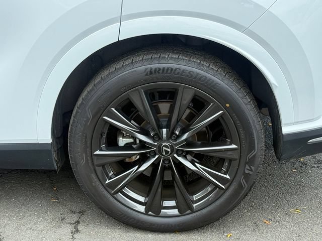 Used 2025 Lexus RX 350h AWD/4WD image 13