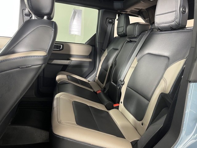 Used 2023 Ford Bronco Wildtrak image 38