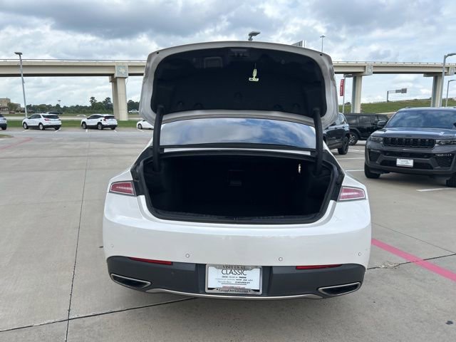 Used 2019 Lincoln MKZ Reserve FWD image 9