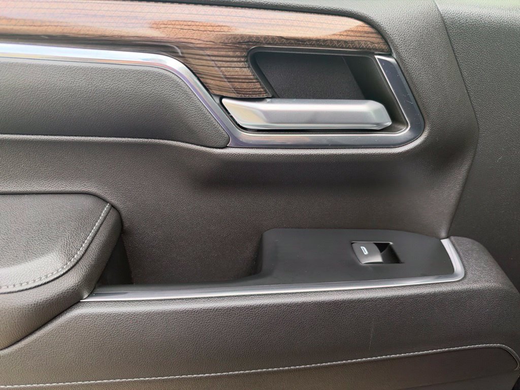 Used 2023 Chevrolet Silverado 1500 RST AWD/4WD image 18