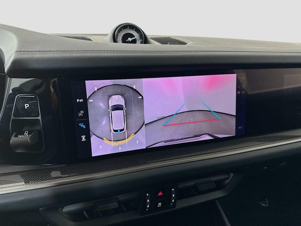 New 2026 Porsche Cayenne Turbo AWD/4WD image 17