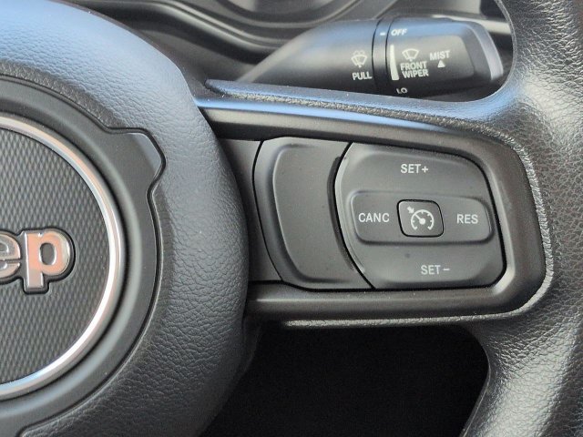 Used 2025 Jeep Gladiator Sport AWD/4WD image 24