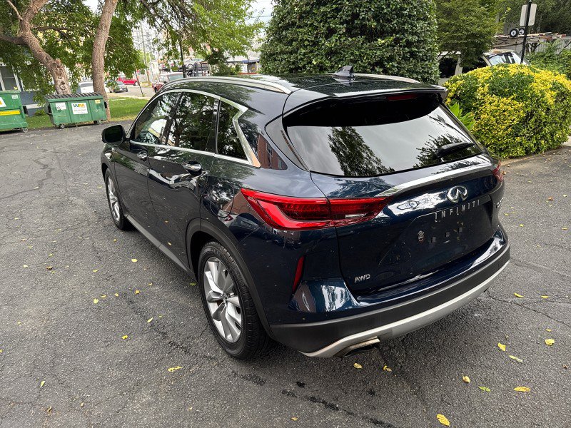 Used 2019 INFINITI QX50 Luxe w/ Navigation Package AWD/4WD image 4