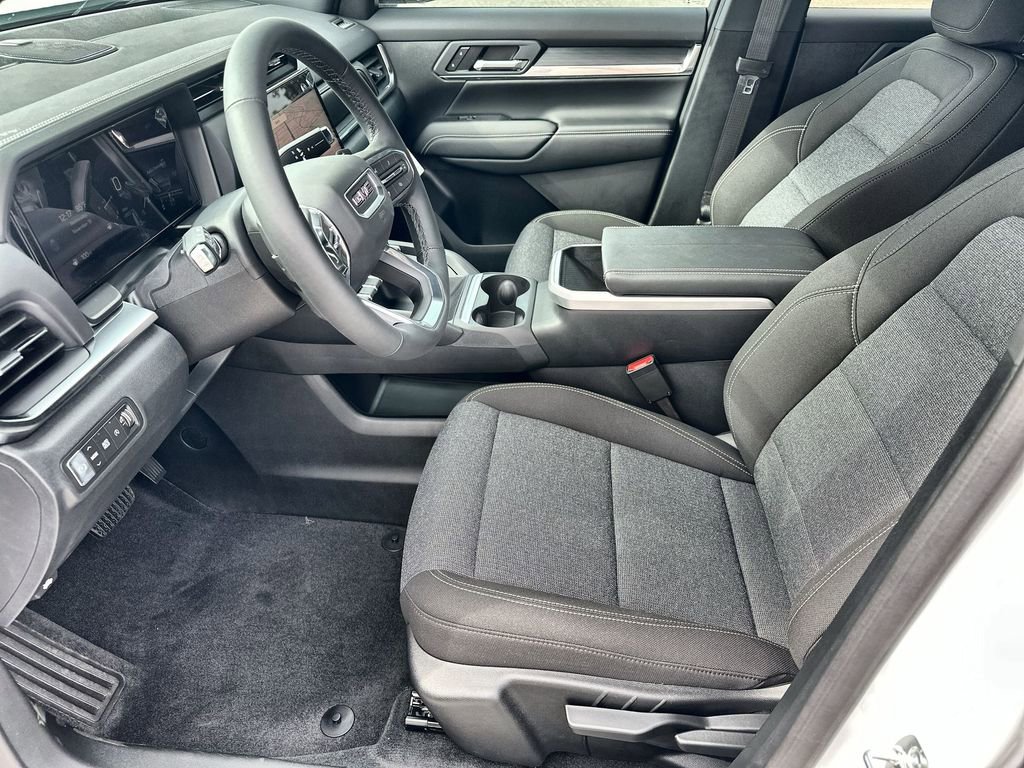 New 2026 GMC Terrain Elevation image 24