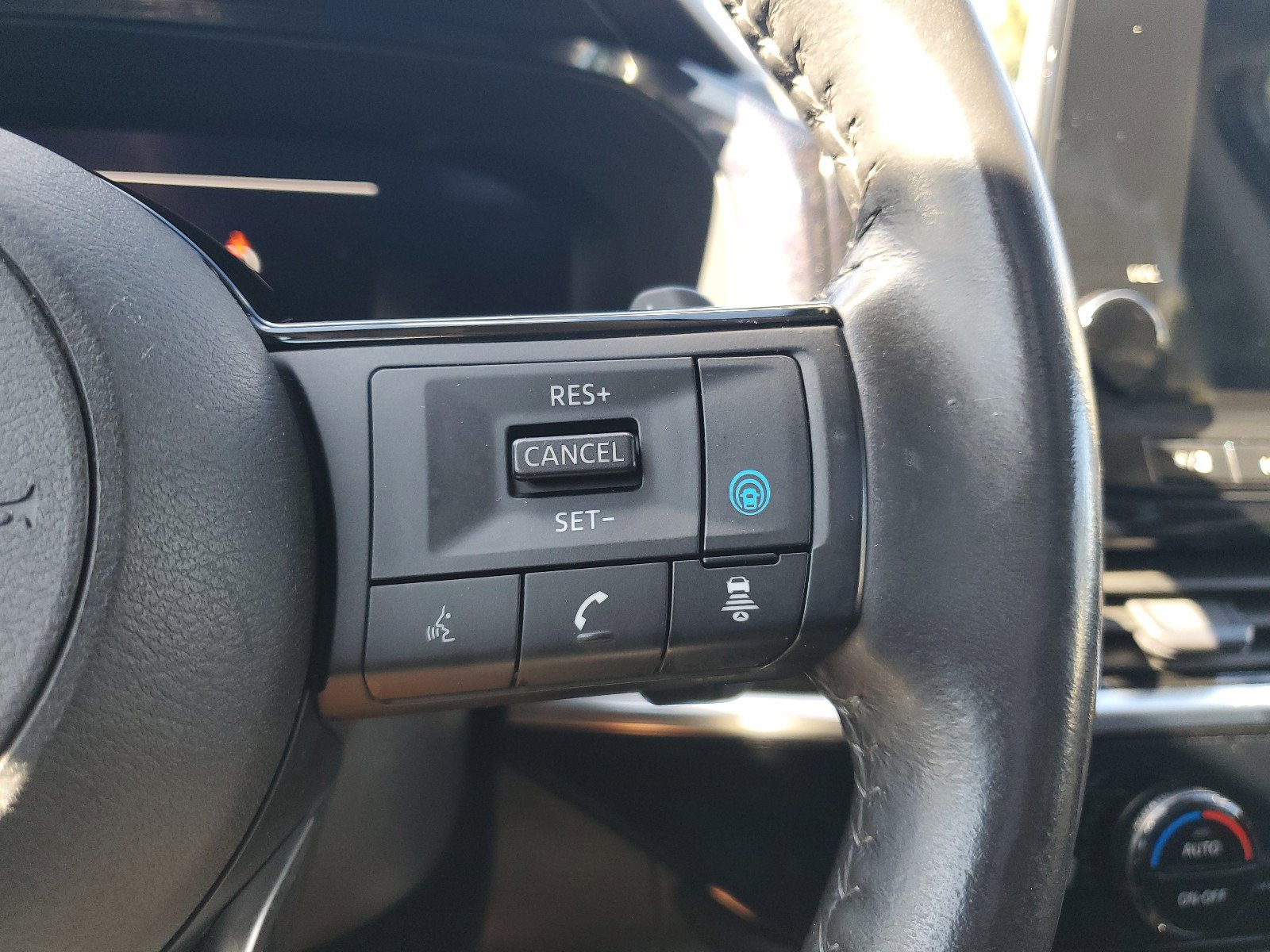 Certified 2023 Nissan Pathfinder Platinum image 20