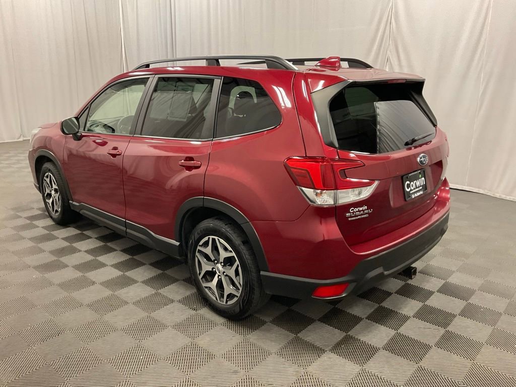 Used 2019 Subaru Forester Premium w/ All-Weather Package AWD/4WD image 4