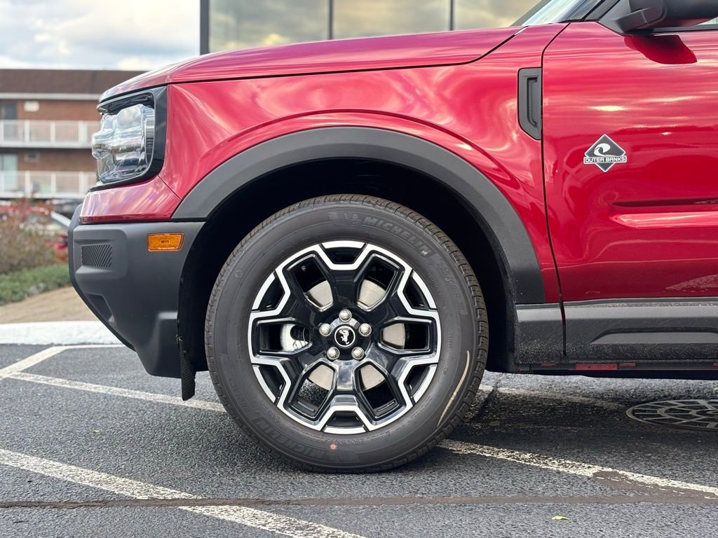 New 2025 Ford Bronco Sport Outer Banks image 3