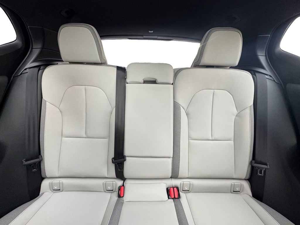 Used 2026 Volvo EX40 Plus w/ Climate Package image 21
