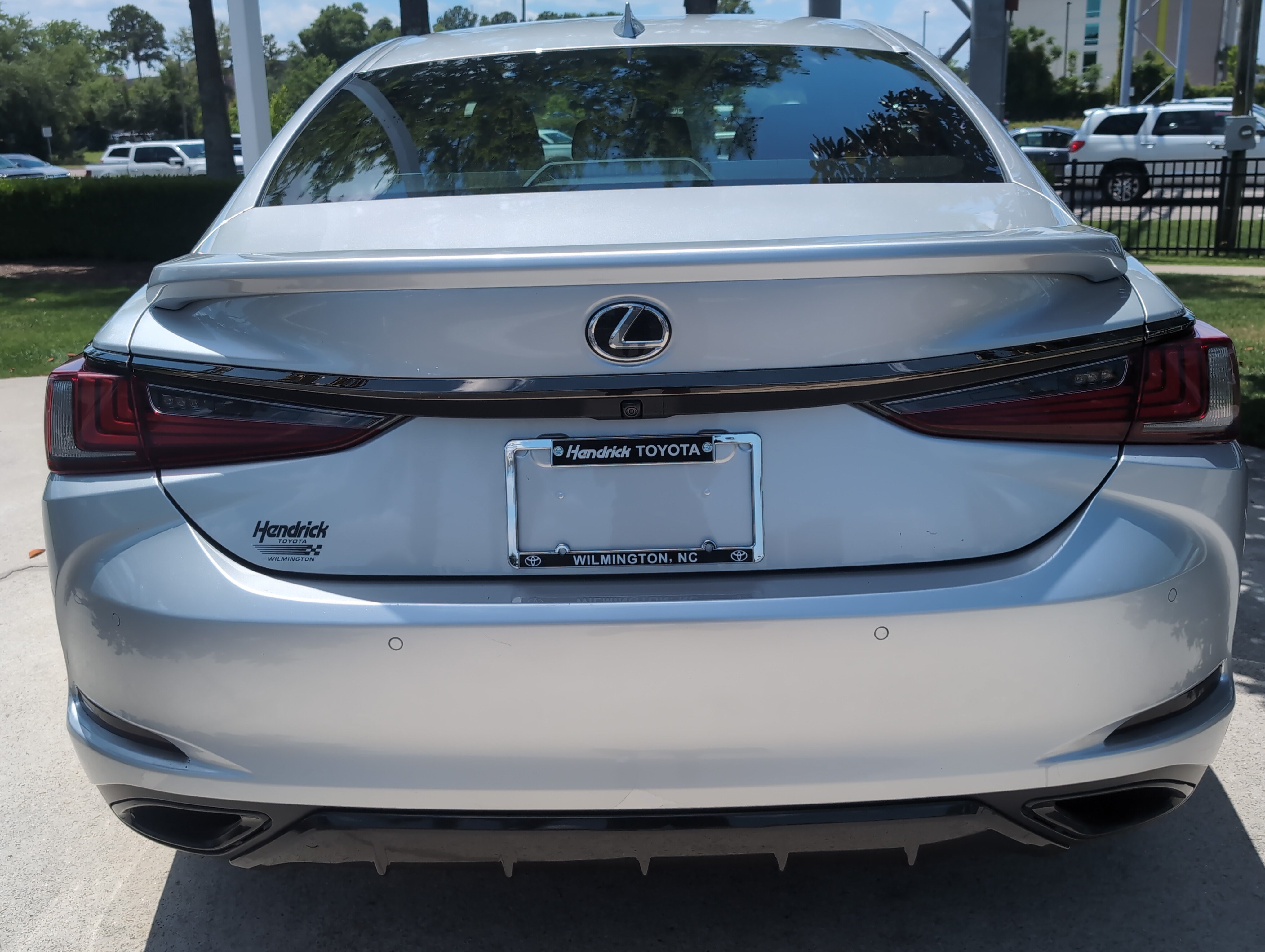 Used 2019 Lexus ES 350 F Sport w/ Accessory Package 2 FWD image 9
