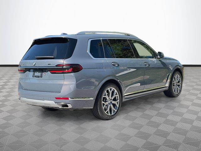 Used 2024 BMW X7 xDrive40i AWD/4WD image 6