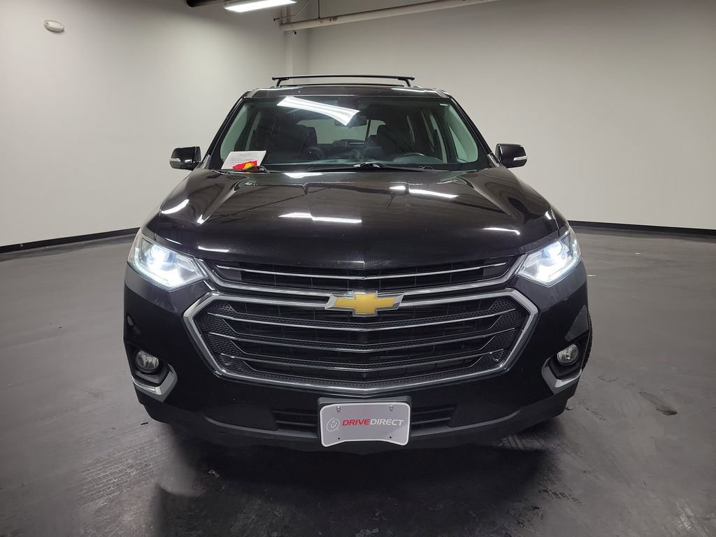 Used 2018 Chevrolet Traverse LT image 2